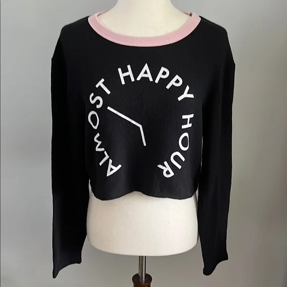 Vintage Black Cropped Sweater with Pink Trim Size Medium - Picture 1 of 5